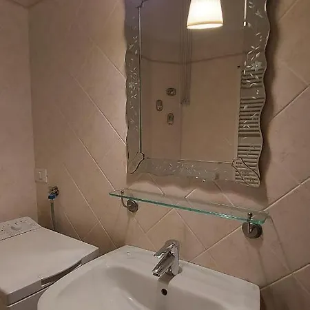 Sguardo A San Luca *