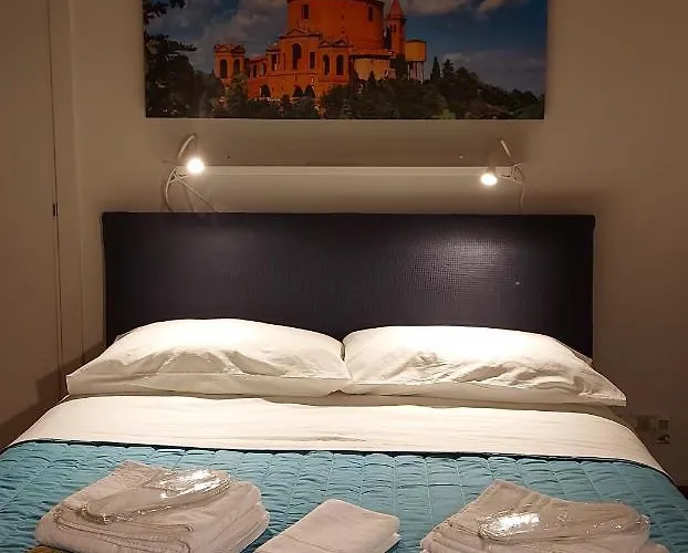 Sguardo A San Luca דירה בולוניה